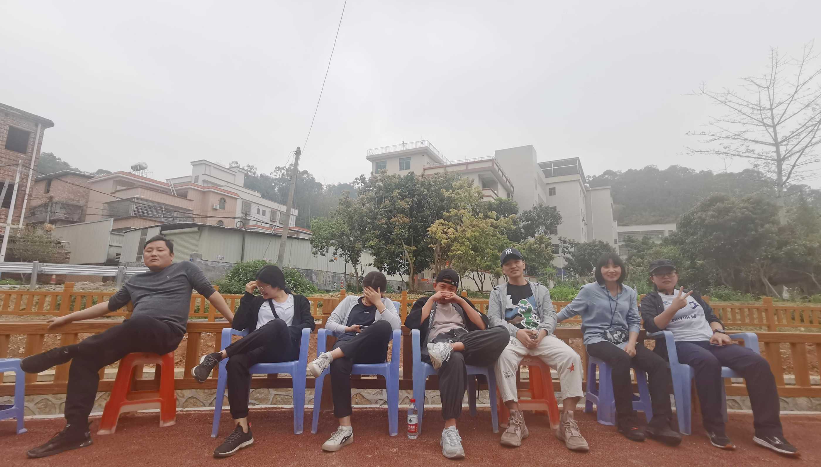 嘉东爬山活动